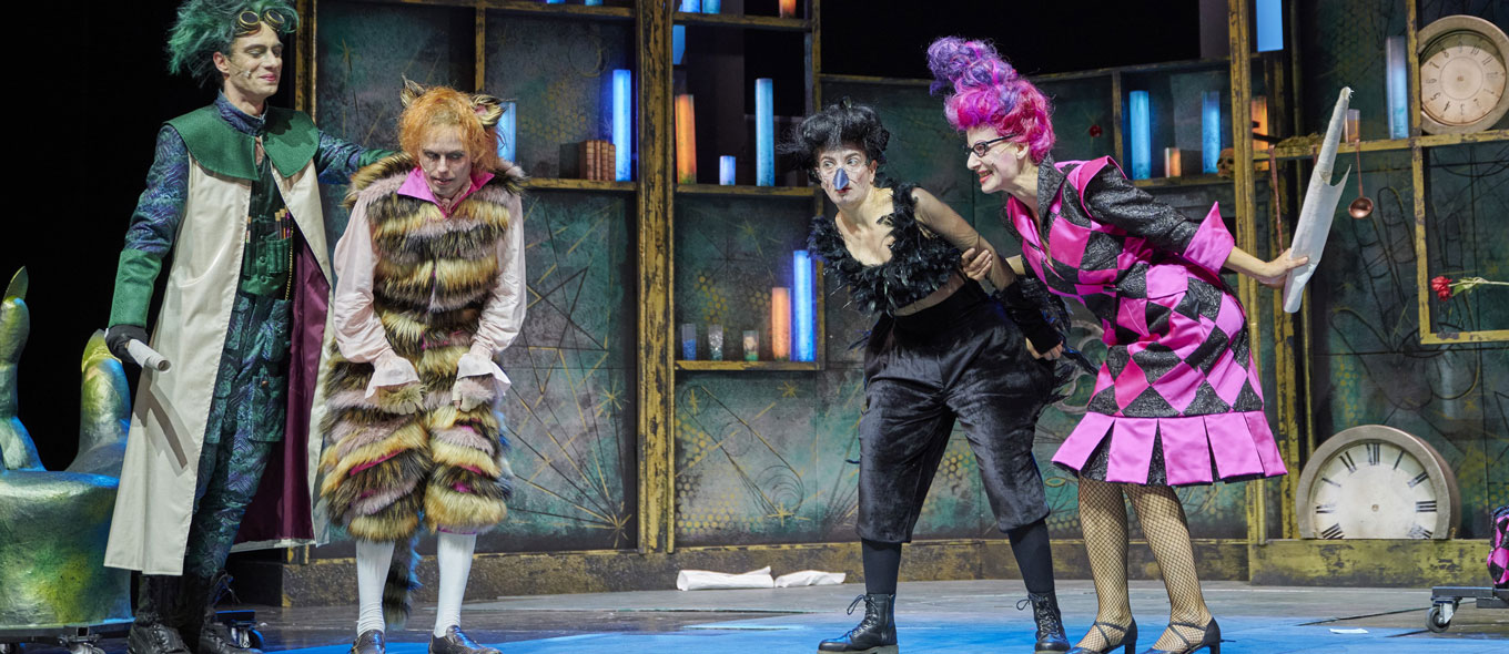 Kleist Forum, Junges Theater: Der santanarchäolügenialkohöllische Wunschpunsch (c) Thomas M. Jauk